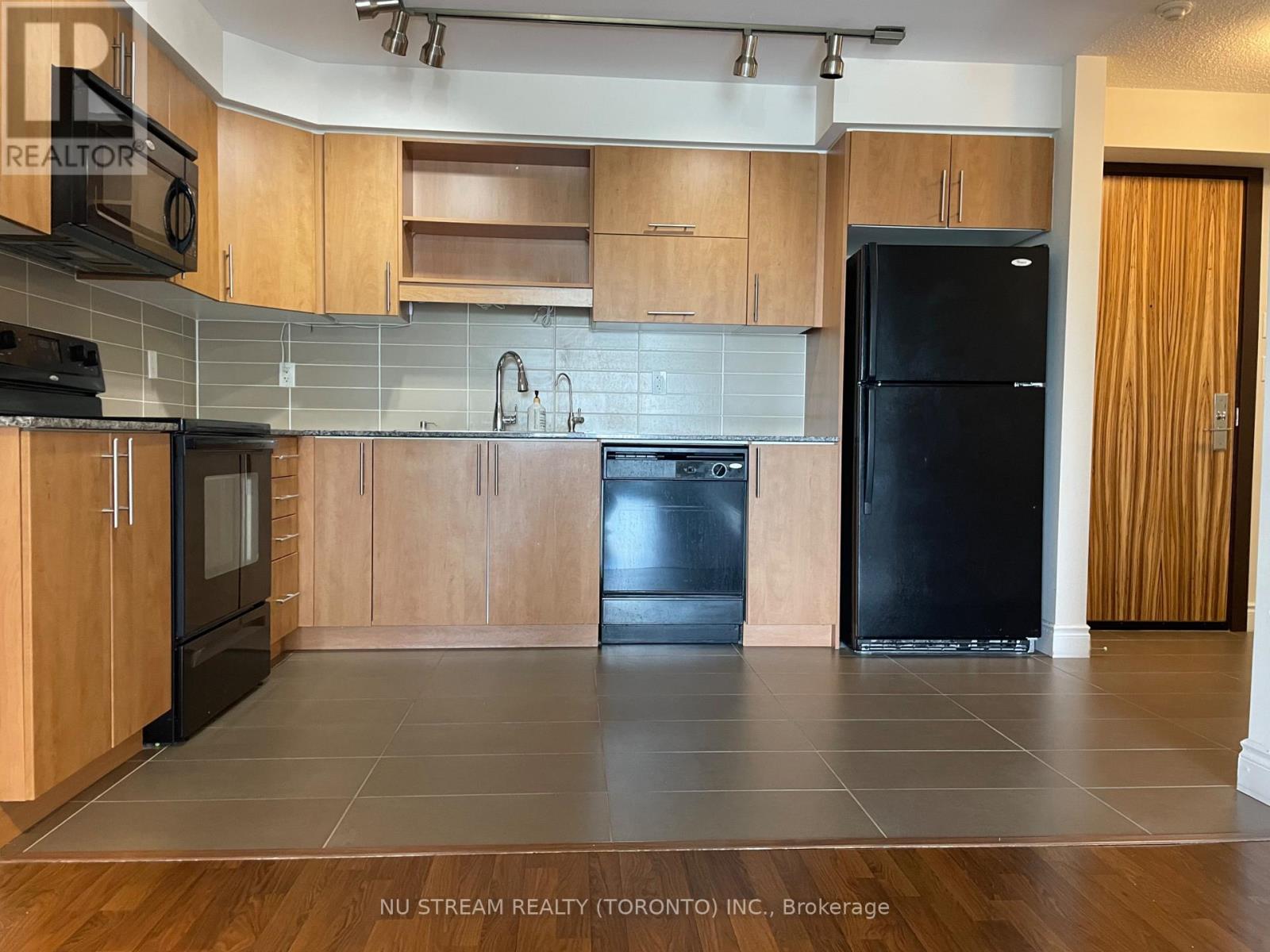 321 - 60 South Town Centre Boulevard, Markham, Ontario  L6G 0C5 - Photo 5 - N13228756