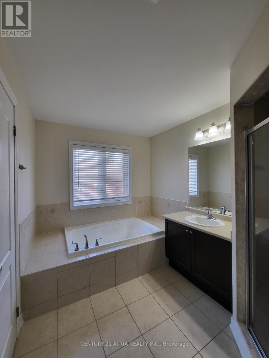 108 Lewis Honey Drive, Aurora, Ontario  L4G 0J3 - Photo 15 - N13228904