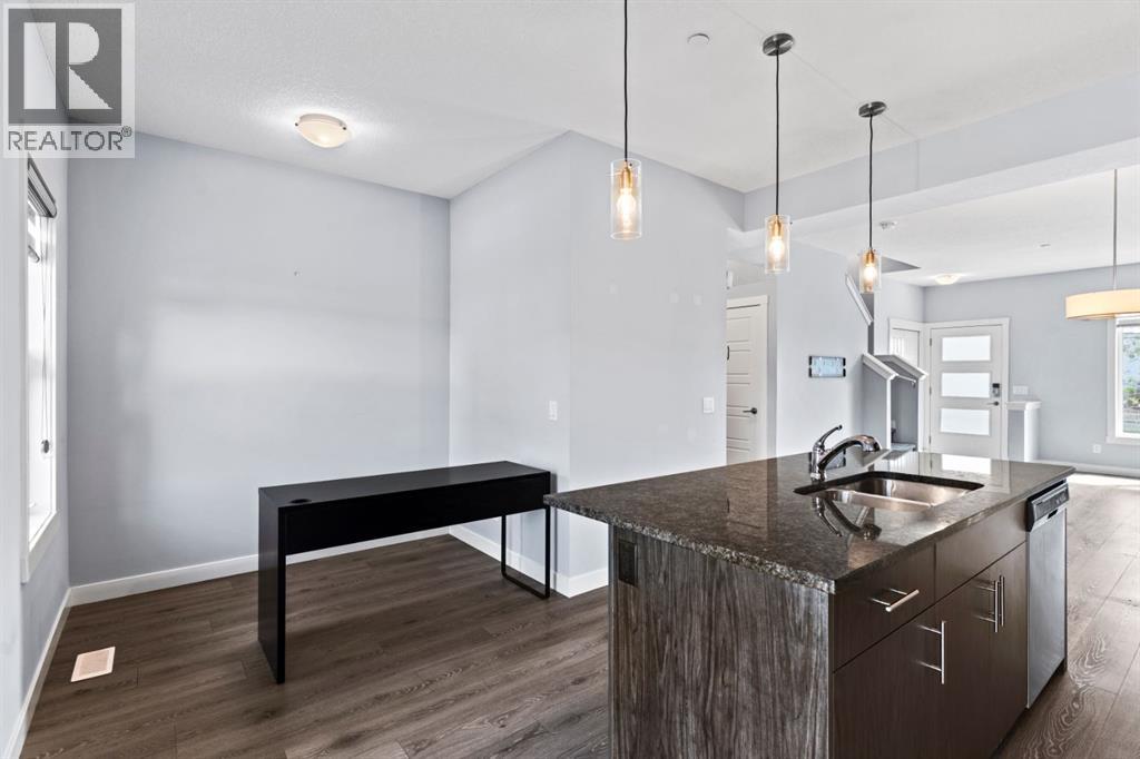 241 Livingston Common Ne, Calgary, Alberta  T3P 1K1 - Photo 13 - A2316396