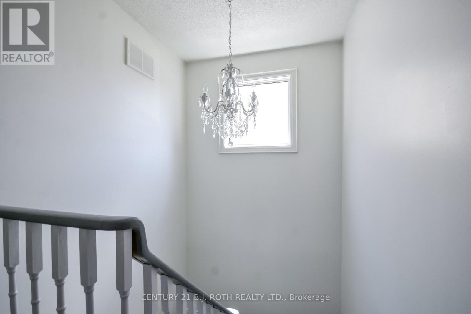 55 Moon Drive, Barrie (Ardagh), Ontario  L4N 7G8 - Photo 27 - S13228896