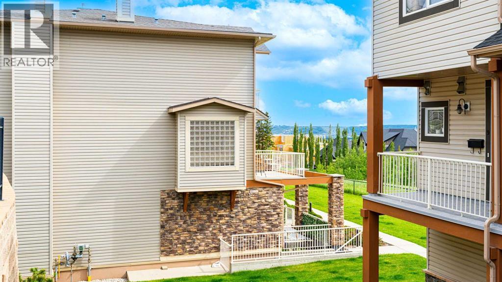 1, 169 Rockyledge View Nw, Calgary, Alberta T3G 5X1 - Photo 3 - A2316977