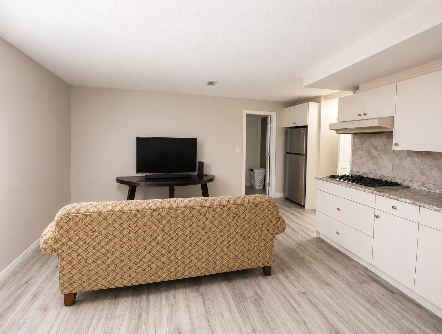 14565 91a Avenue, Surrey, British Columbia  V3R 7K6 - Photo 9 - R3129701