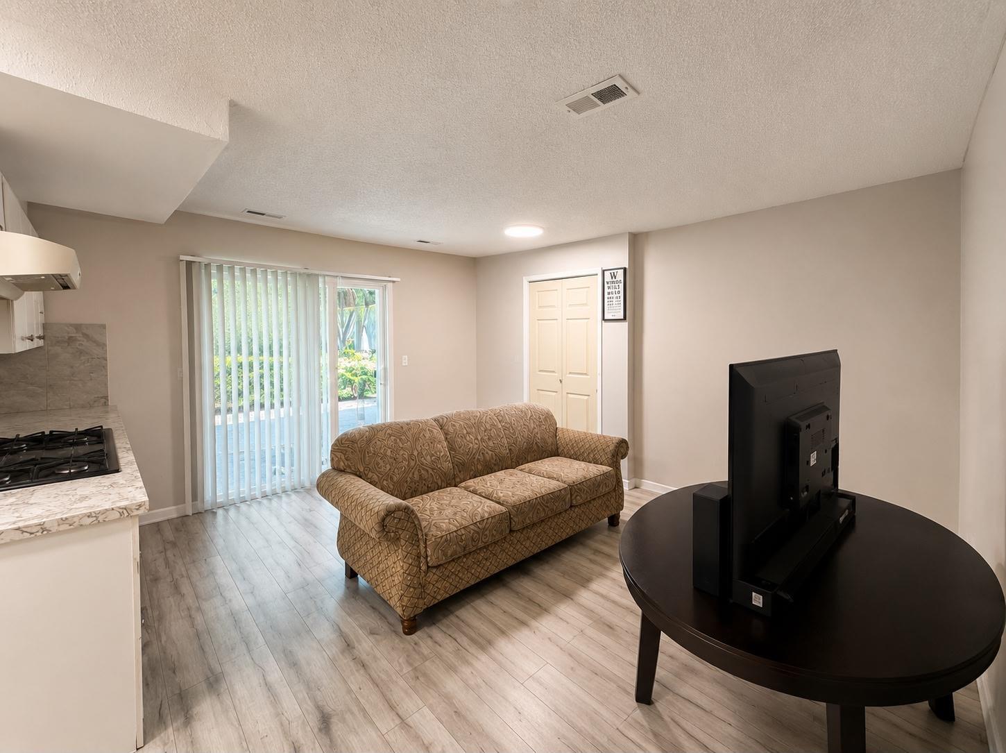 14565 91a Avenue, Surrey, British Columbia  V3R 7K6 - Photo 10 - R3129701