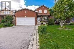 35 KINGSPLATE CRESCENT, Toronto, Ontario