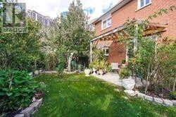 35 Kingsplate Crescent, Toronto, Ontario  M9W 6X5 - Photo 16 - W13228714