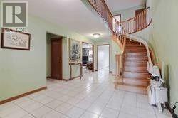 35 Kingsplate Crescent, Toronto, Ontario  M9W 6X5 - Photo 4 - W13228714