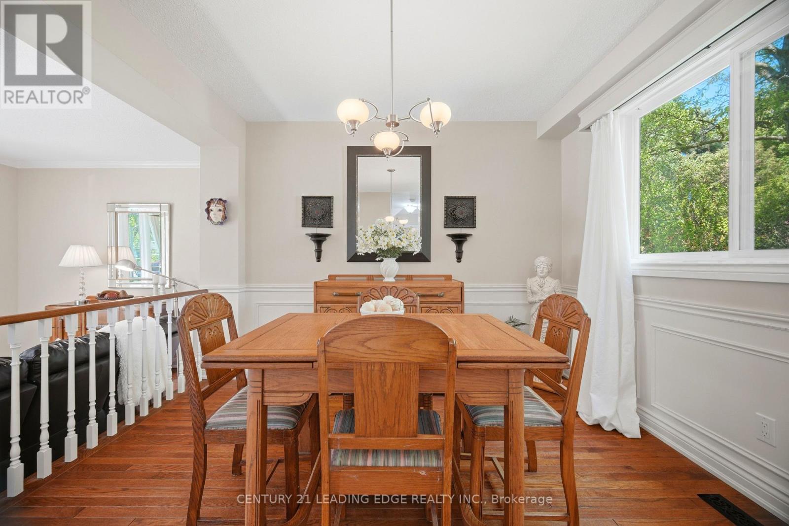 2203 Previn Court, Burlington, Ontario  L7P 4J3 - Photo 13 - W13228806