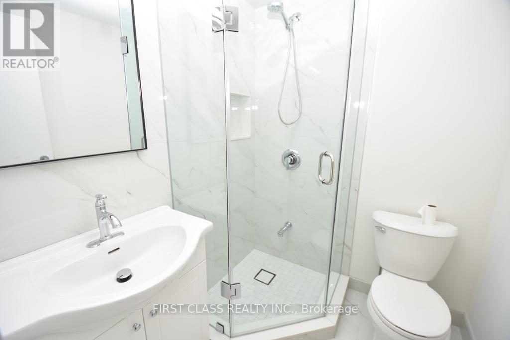 4 - 51 Craydon Avenue, Toronto, Ontario  M6M 2C8 - Photo 6 - W13228812