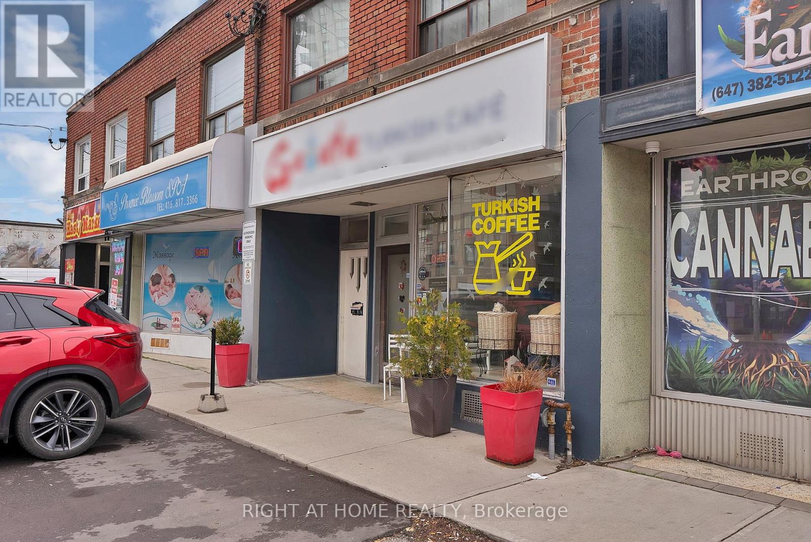 5122 Dundas Street W, Toronto, Ontario  M9A 1C2 - Photo 1 - W13228822