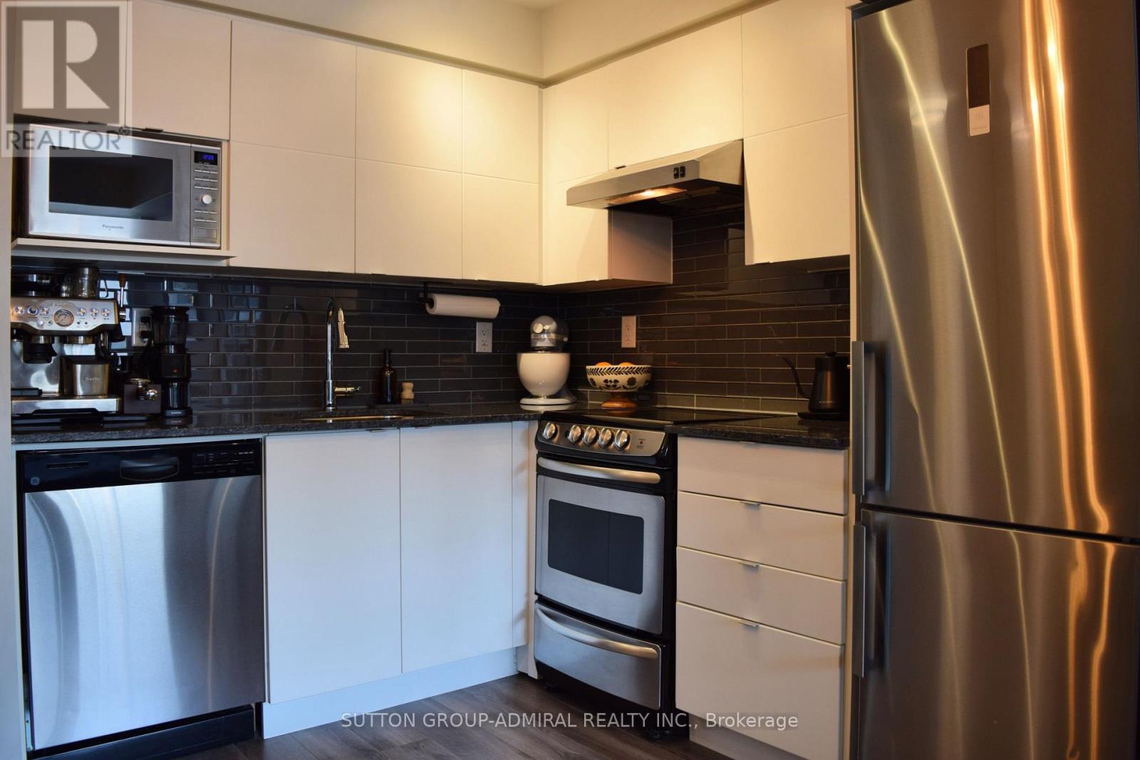 402 - 160 Flemington Road, Toronto, Ontario  M6A 0A9 - Photo 12 - W13228924