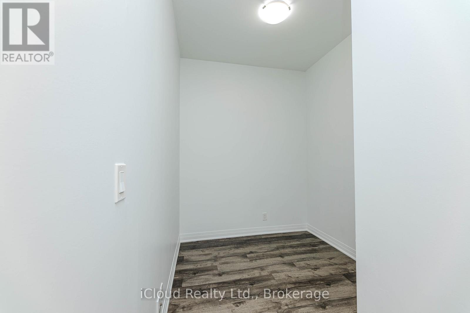 121 - 102 Grovewood Common, Oakville, Ontario  L6H 0X2 - Photo 35 - W13229010
