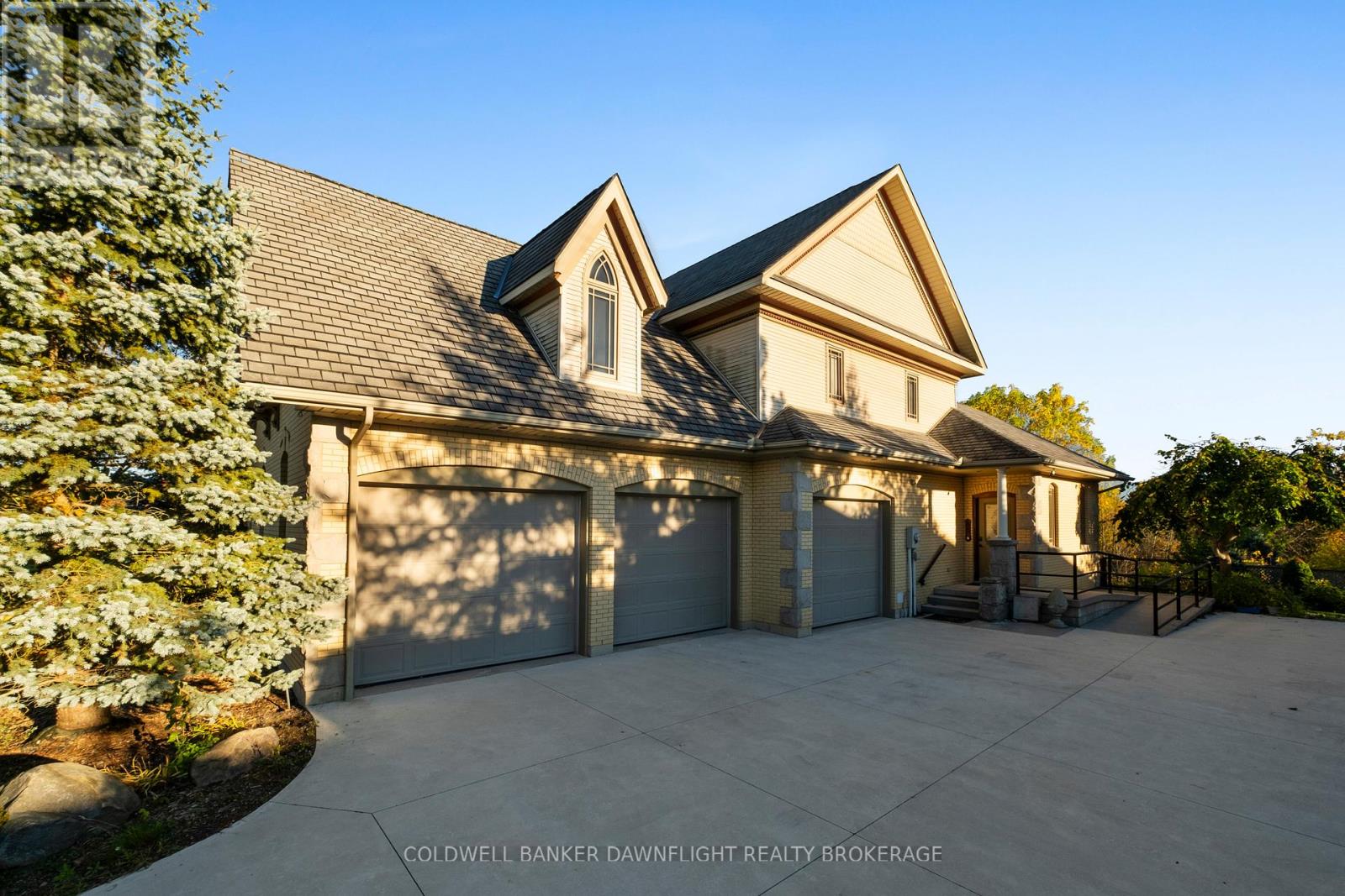 246 Hazelton Lane, South Huron, Ontario  N0M 1S3 - Photo 5 - X13229154