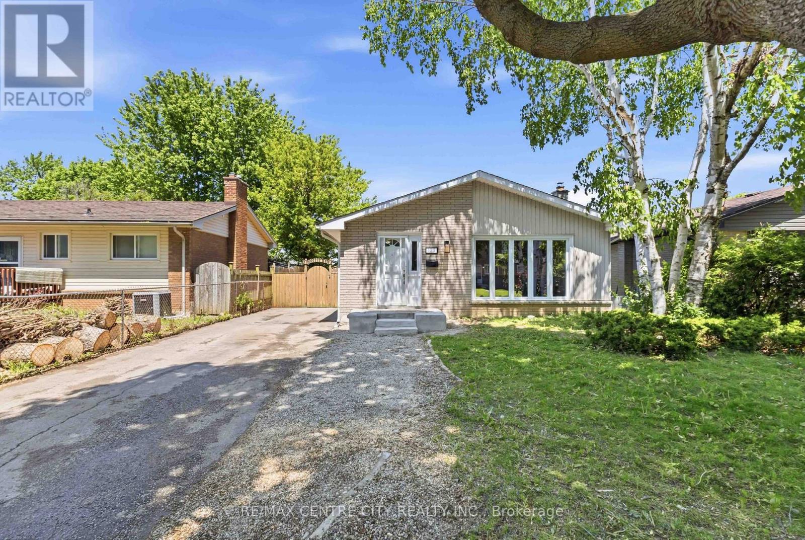 132 Toulon Crescent, London East, Ontario  N5V 1J5 - Photo 2 - X13229234