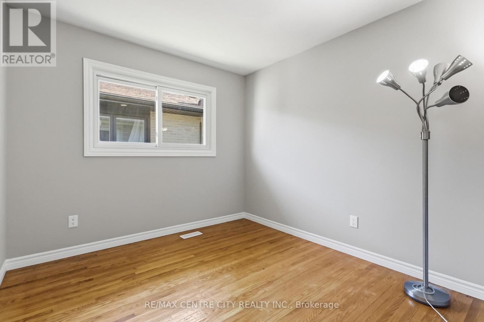 132 Toulon Crescent, London East, Ontario  N5V 1J5 - Photo 21 - X13229234