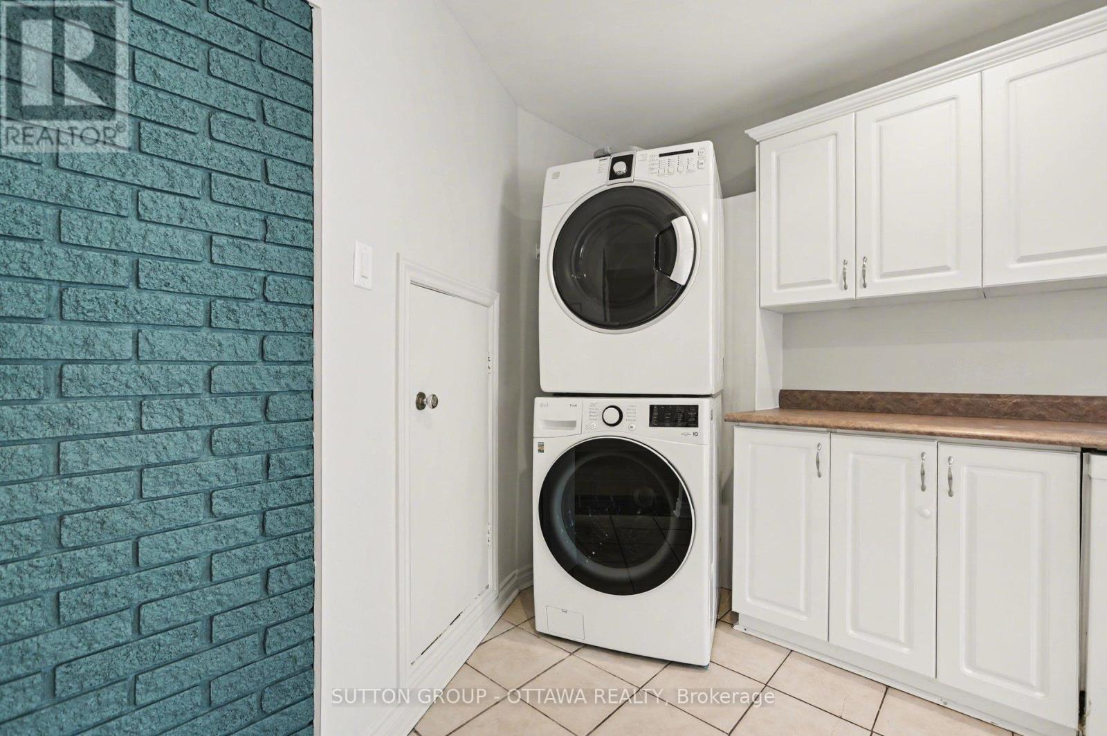1071 Aldea Avenue, Ottawa, Ontario  K1H 8B8 - Photo 12 - X13229100