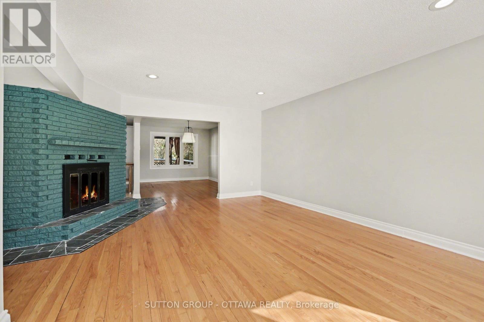 1071 Aldea Avenue, Ottawa, Ontario  K1H 8B8 - Photo 5 - X13229100