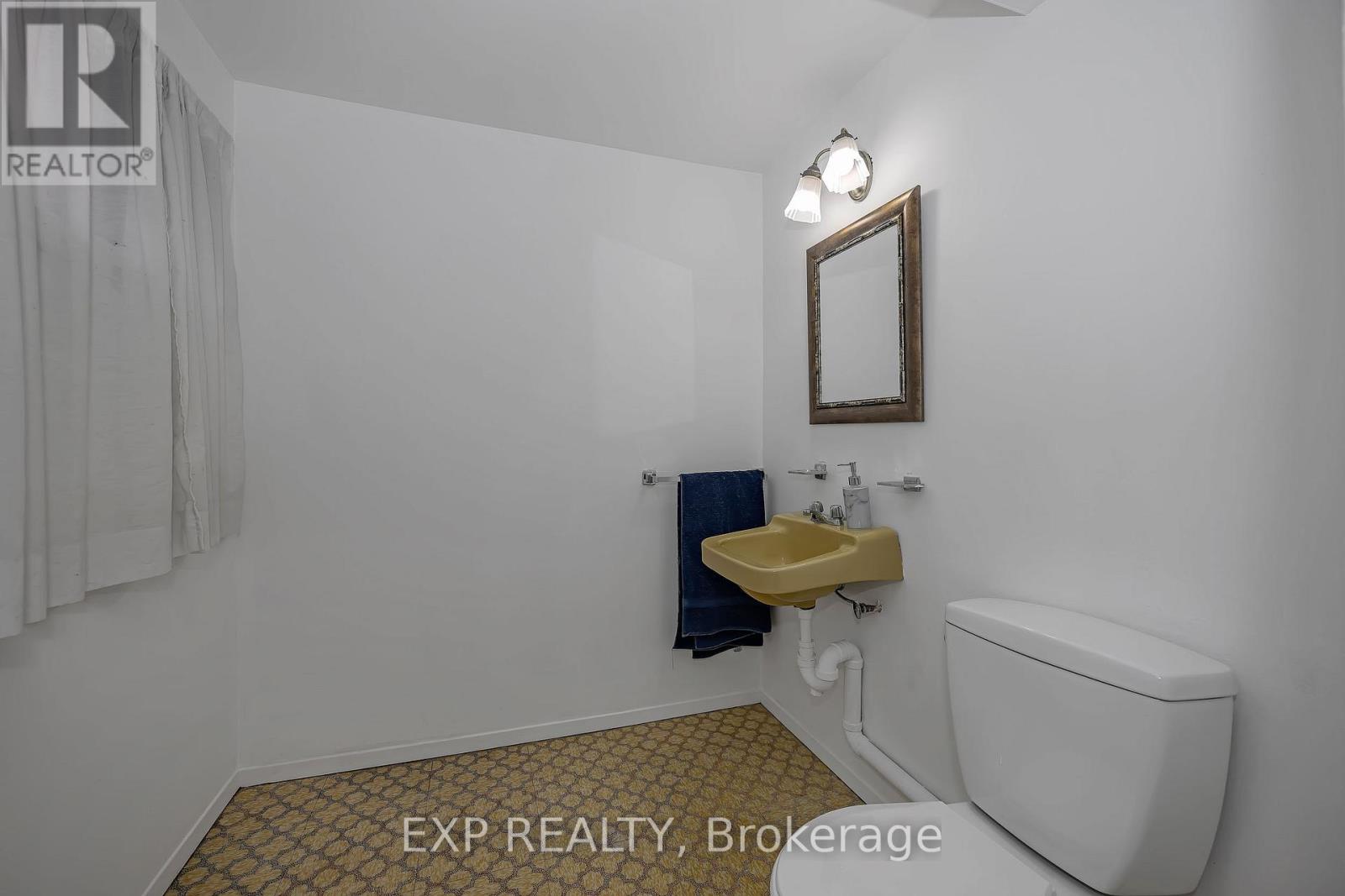 707 Roosevelt Avenue, Ottawa, Ontario  K2A 2A8 - Photo 25 - X13229222