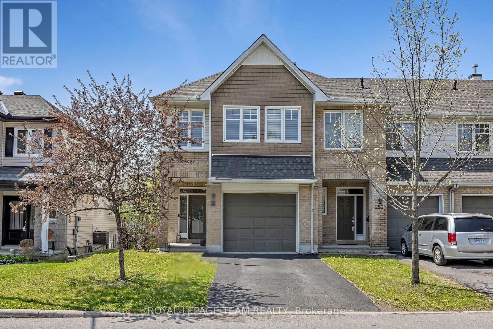 248 Meadowlilly Road, Ottawa, Ontario  K1T 0H4 - Photo 1 - X13229226