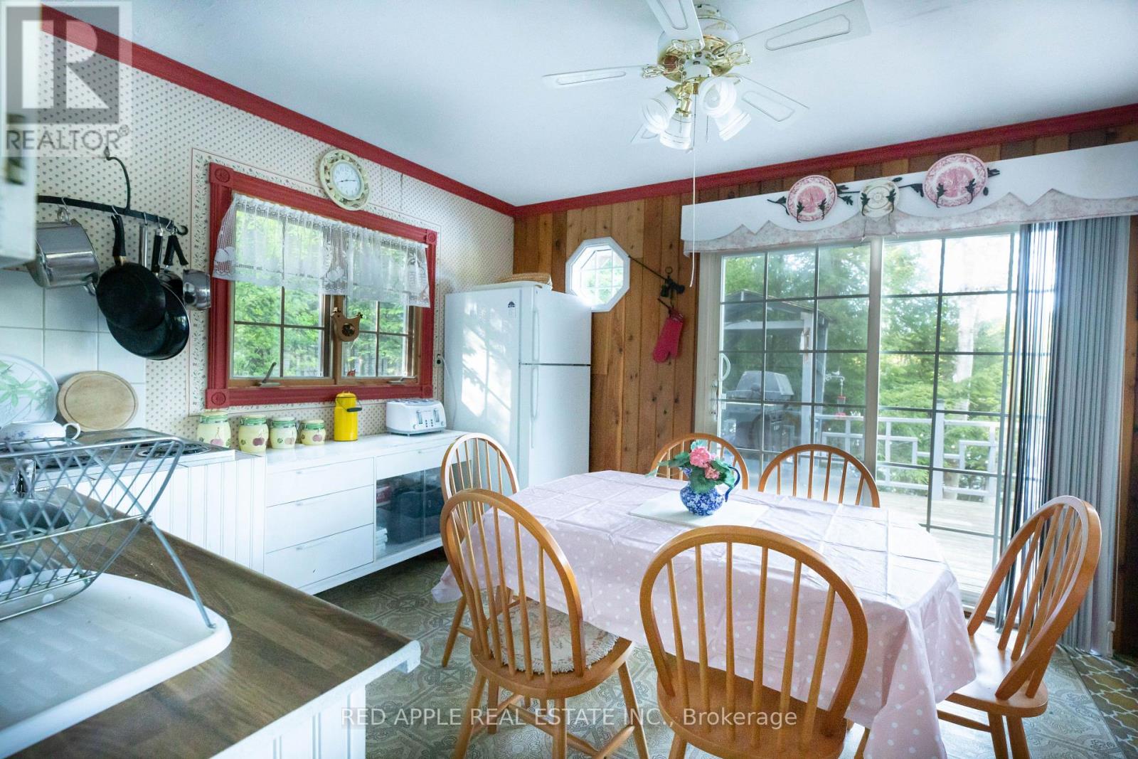 1004 Bellwood Lane, Lake Of Bays, Ontario  P0B 1A0 - Photo 3 - X13228718