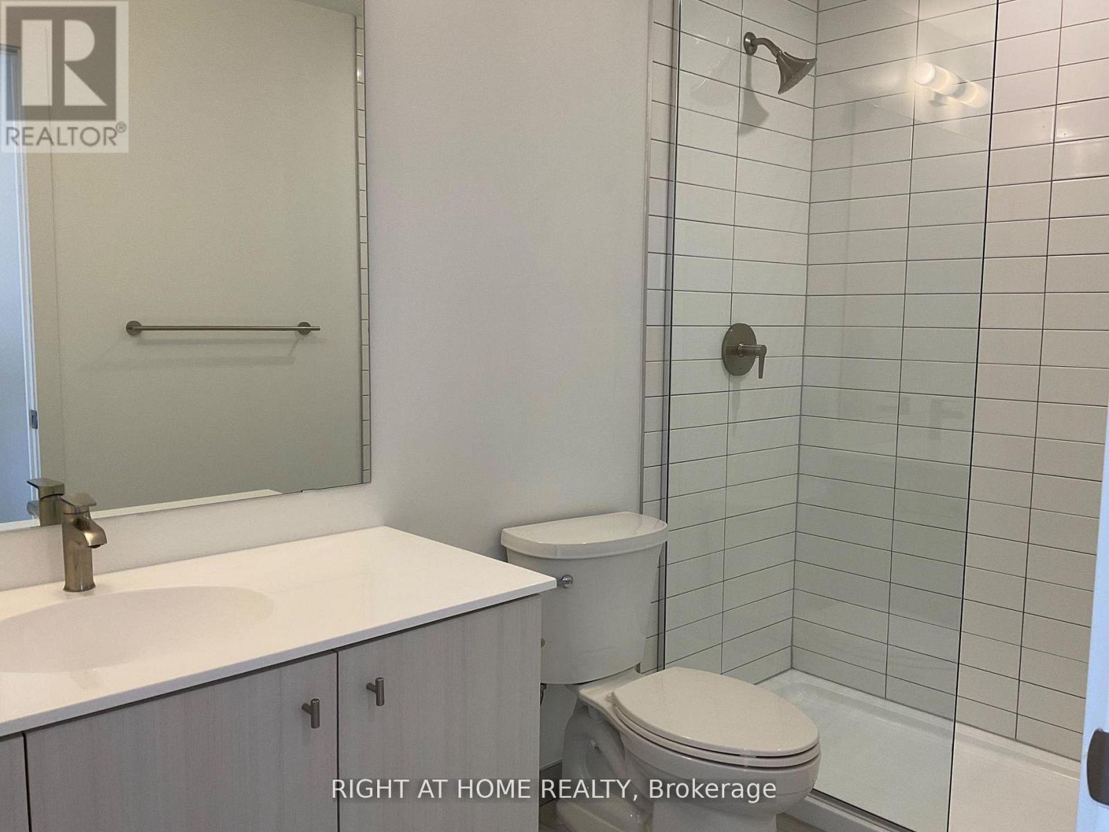 1812 - 15 Wellington Street, Kitchener, Ontario  N2G 0E3 - Photo 4 - X13228862