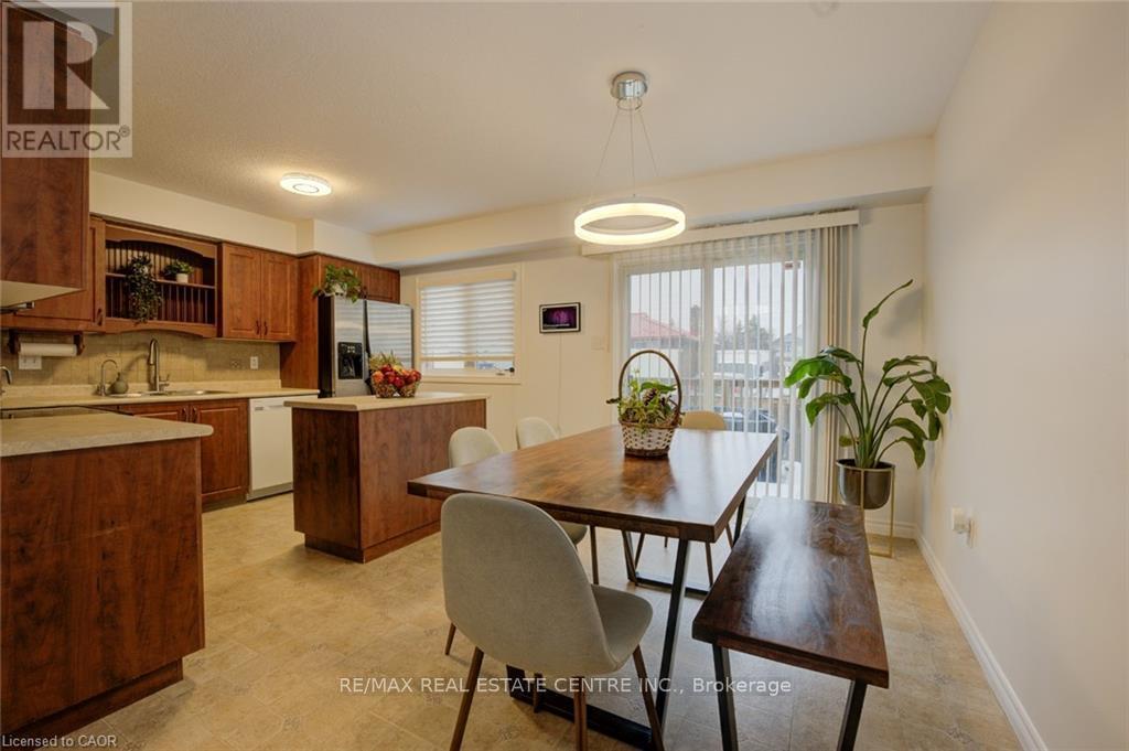 A4 - 20 David Bergey Drive, Kitchener, Ontario  N2E 0B1 - Photo 15 - X13229062