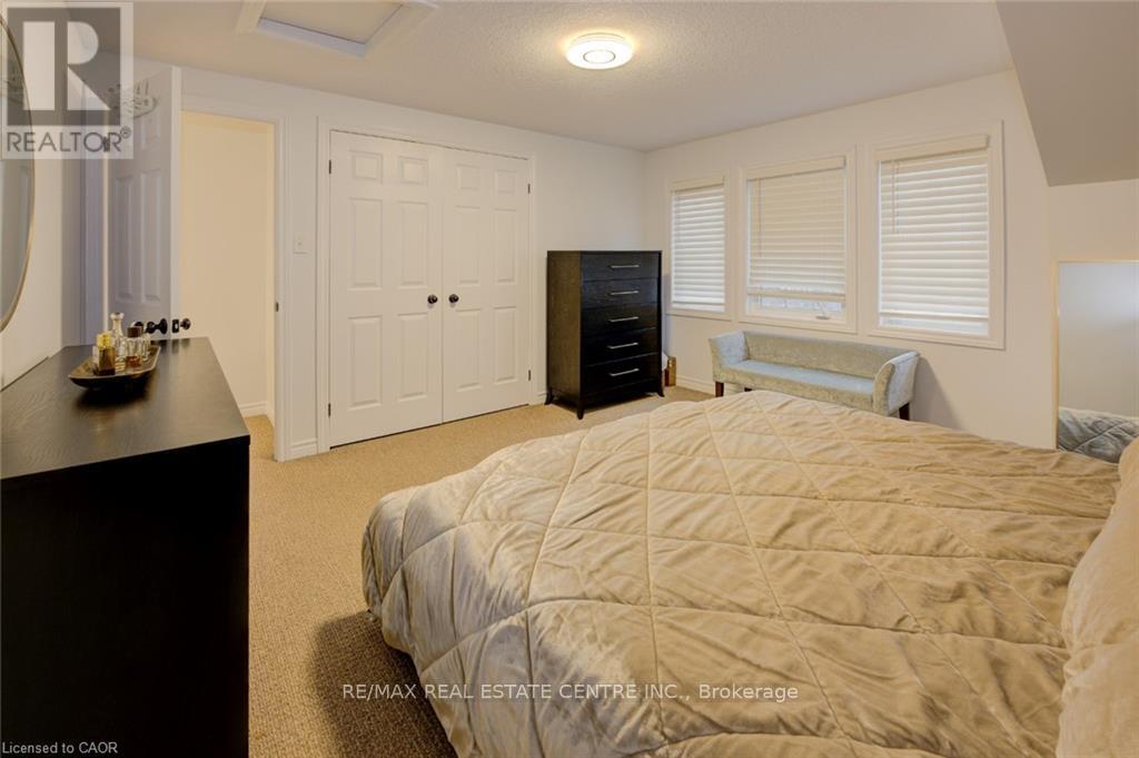 A4 - 20 David Bergey Drive, Kitchener, Ontario  N2E 0B1 - Photo 21 - X13229062