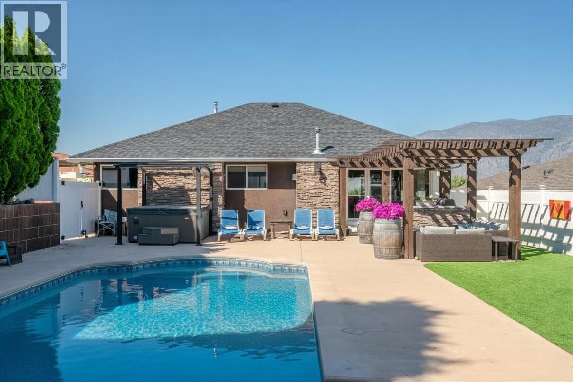 12104 Golf Course Drive, Osoyoos, British Columbia  V0H 1V4 - Photo 1 - 10388857