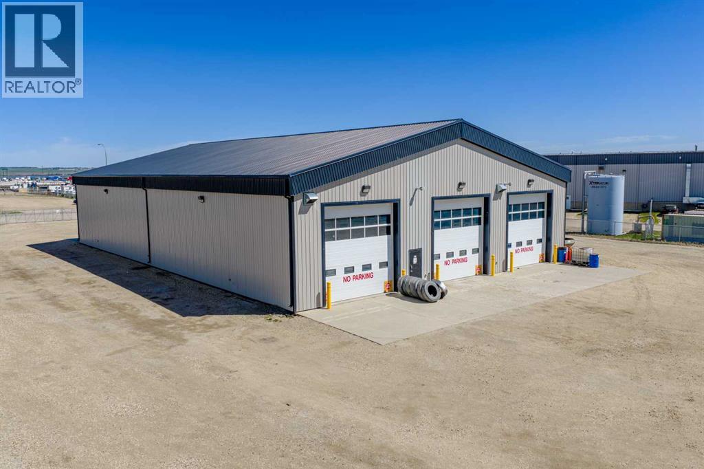 9501 78 Avenue, Clairmont, Alberta  T8V 2Z7 - Photo 3 - A2313376