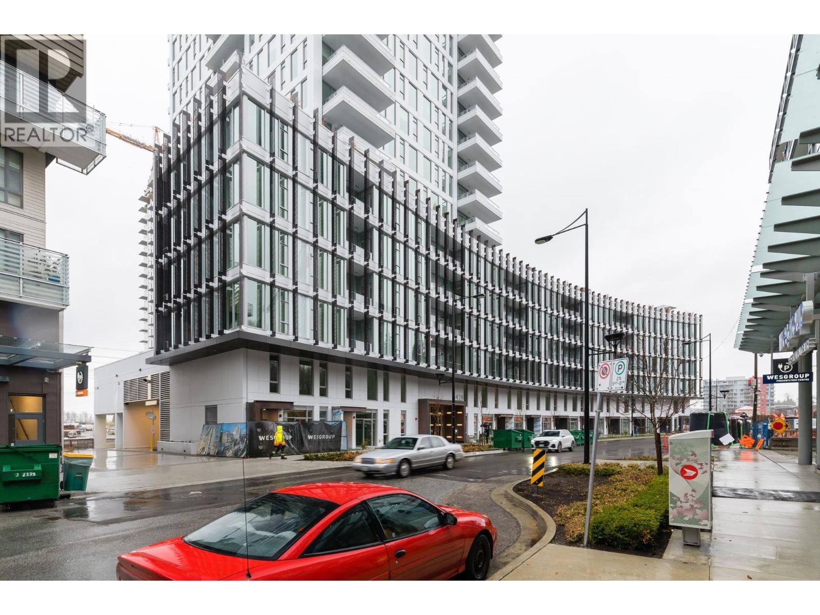 2304 3438 SAWMILL CRESCENT, Vancouver, British Columbia