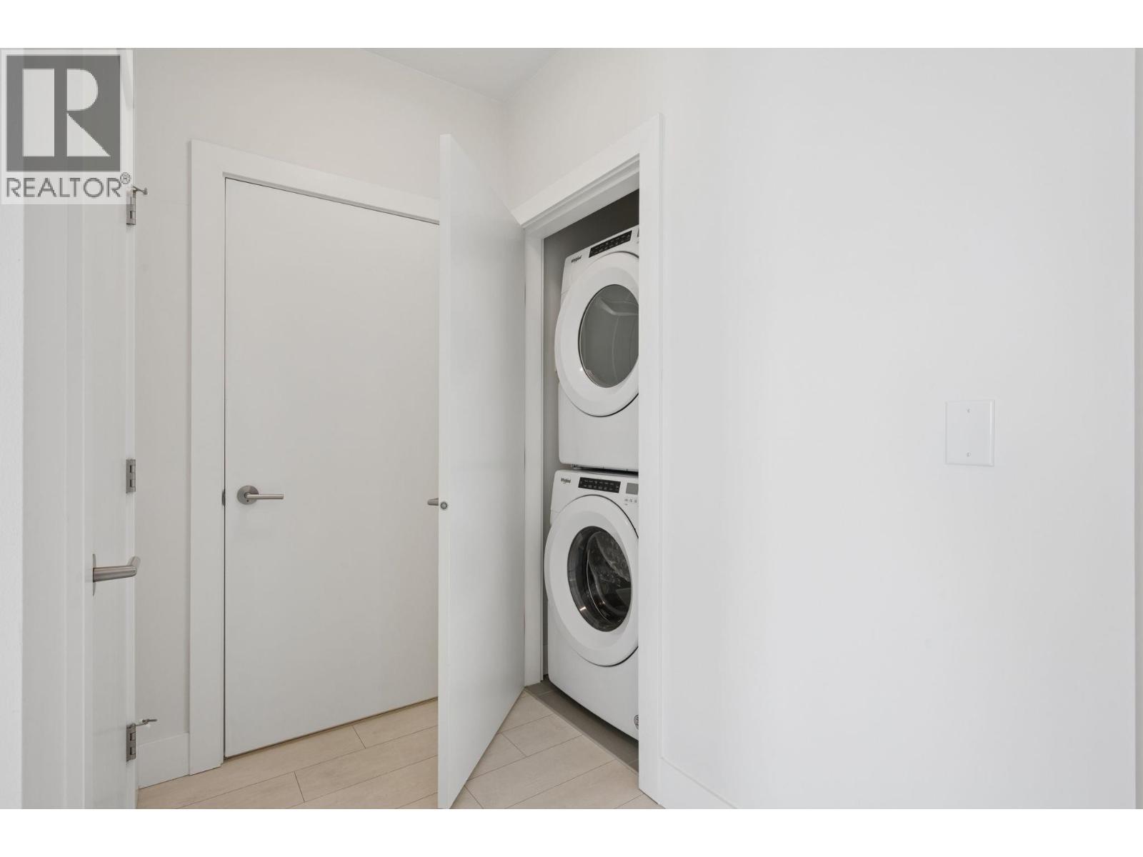 2304 3438 Sawmill Crescent, Vancouver, British Columbia  V5S 0E3 - Photo 16 - R3130864