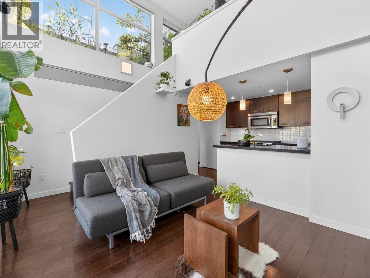 Ph1 1288 Chesterfield Avenue, North Vancouver, British Columbia  V7M 0B1 - Photo 8 - R3130867