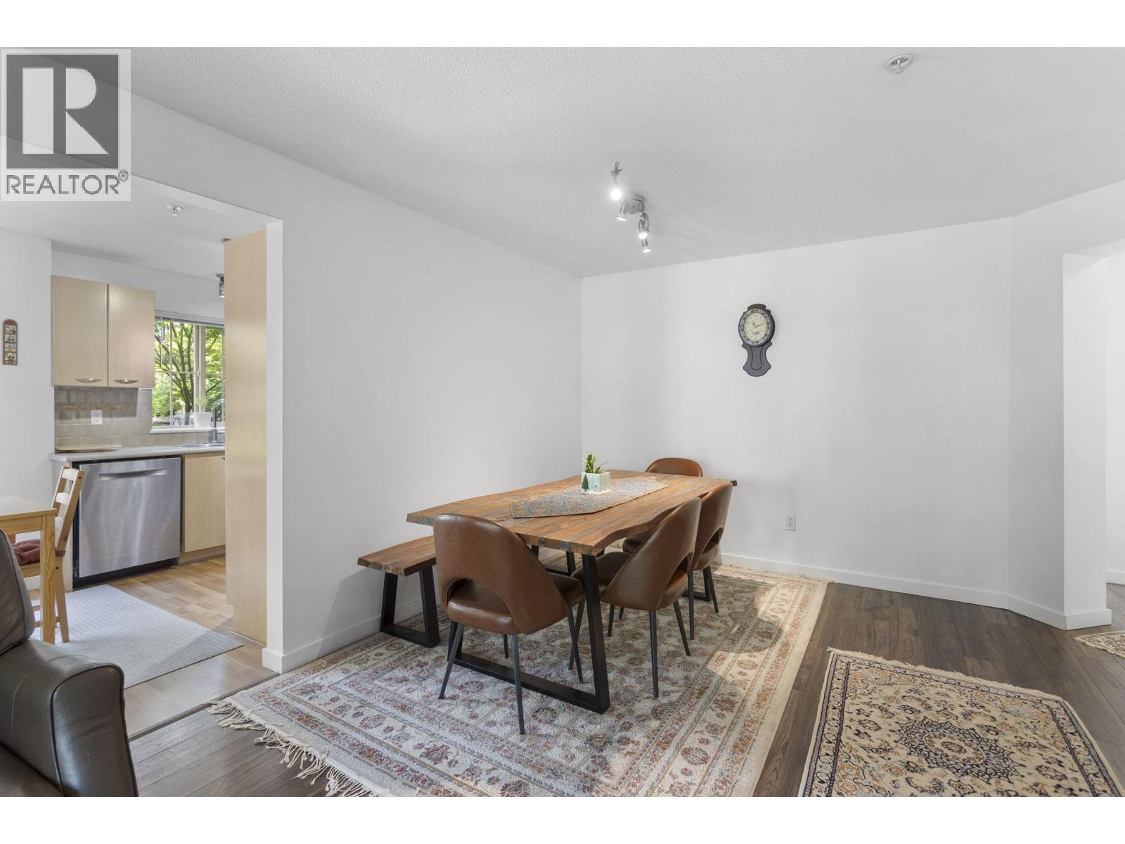 301 2966 Silver Springs Boulevard, Coquitlam, British Columbia  V3E 3S1 - Photo 12 - R3130877