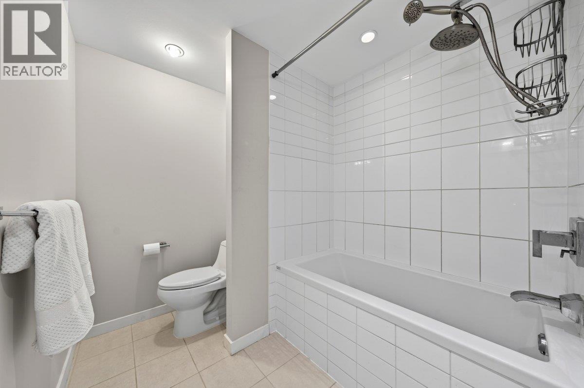 2701 2982 Burlington Drive, Coquitlam, British Columbia  V3B 0B3 - Photo 19 - R3130916