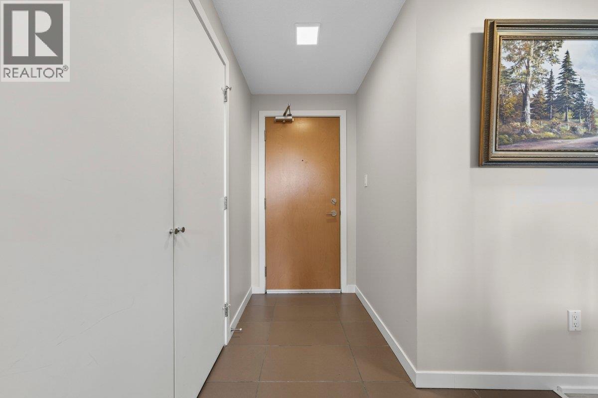2701 2982 Burlington Drive, Coquitlam, British Columbia  V3B 0B3 - Photo 31 - R3130916