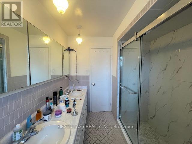 N3 - 93 Peckham Avenue, Toronto, Ontario  M2R 2V4 - Photo 4 - C13229146