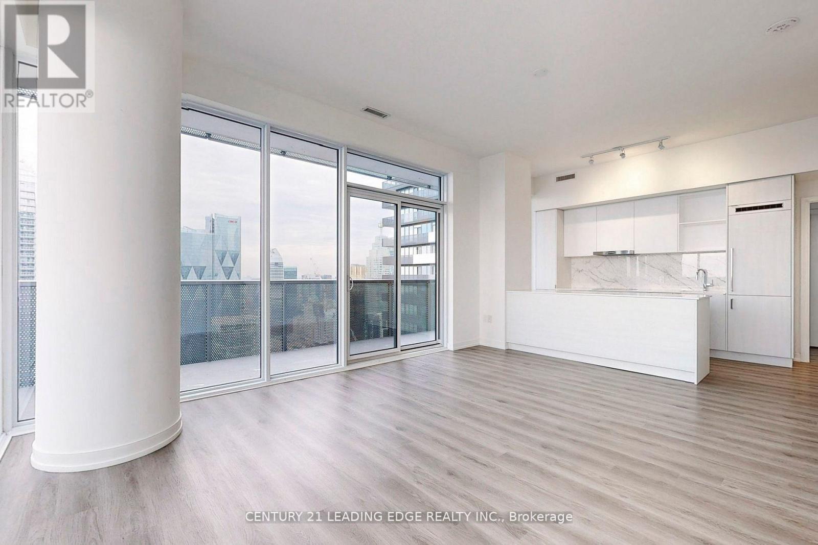 5909 - 138 Downes Street, Toronto, Ontario  M5E 0E4 - Photo 5 - C13229200