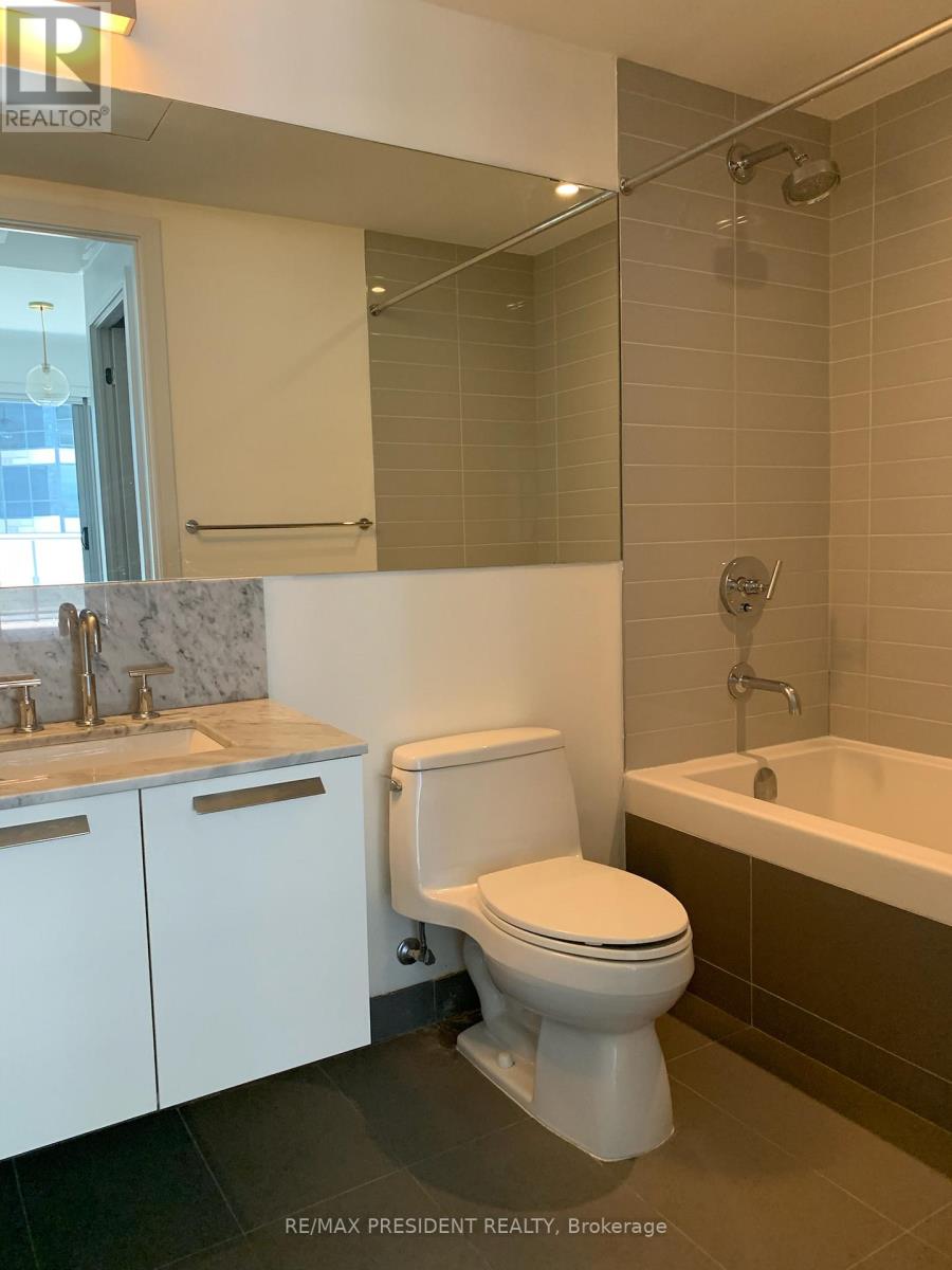 408 - 57 St Joseph Street, Toronto, Ontario  M5S 0C5 - Photo 11 - C13229216