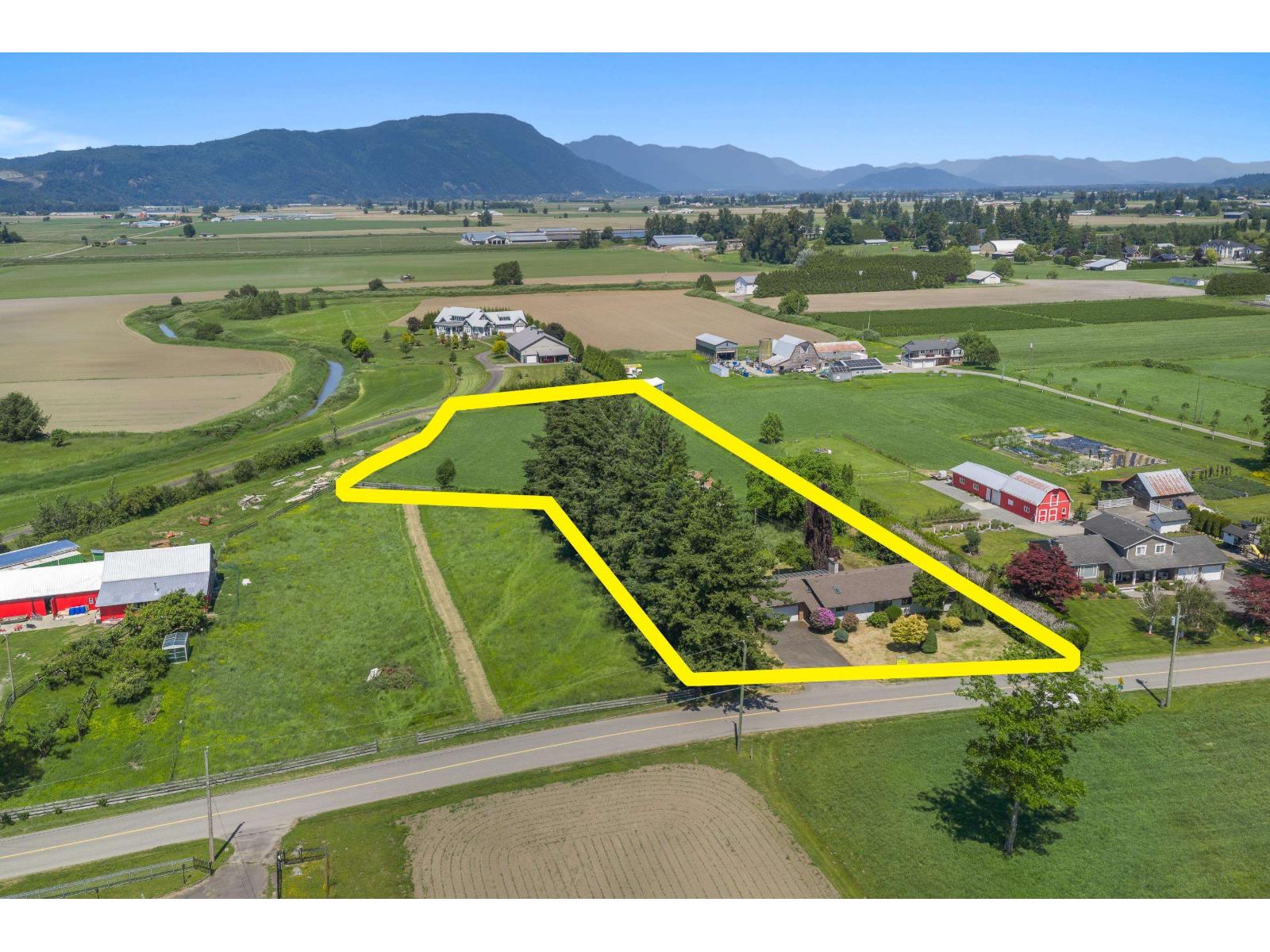 38531 Old Yale Road, Abbotsford, British Columbia  V3G 1X4 - Photo 1 - R3125998