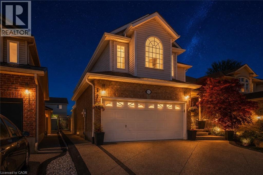913 COPPER LEAF Crescent, Kitchener, Ontario