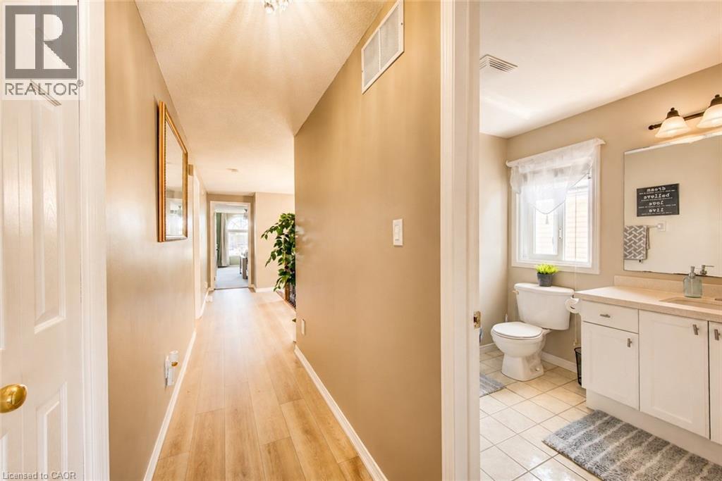 913 Copper Leaf Crescent, Kitchener, Ontario  N2E 3W1 - Photo 20 - 40835570