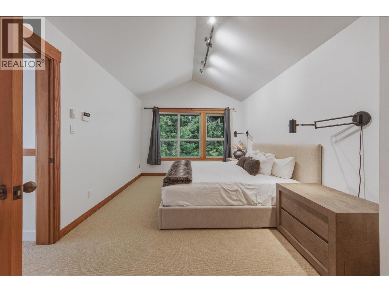 1 4668 Blackcomb Way, Whistler, British Columbia  V8E 0Z2 - Photo 17 - R3130166