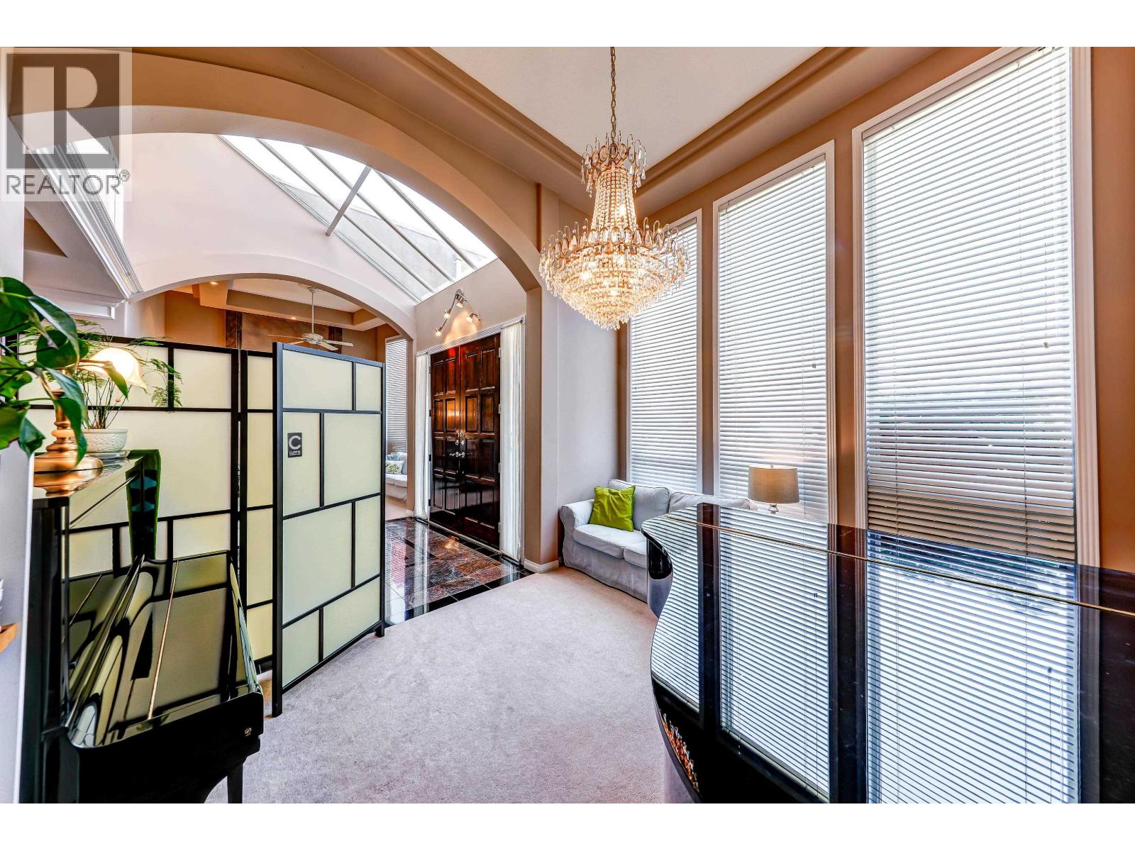 6200 Garrison Court, Richmond, British Columbia  V7C 5S2 - Photo 6 - R3130874