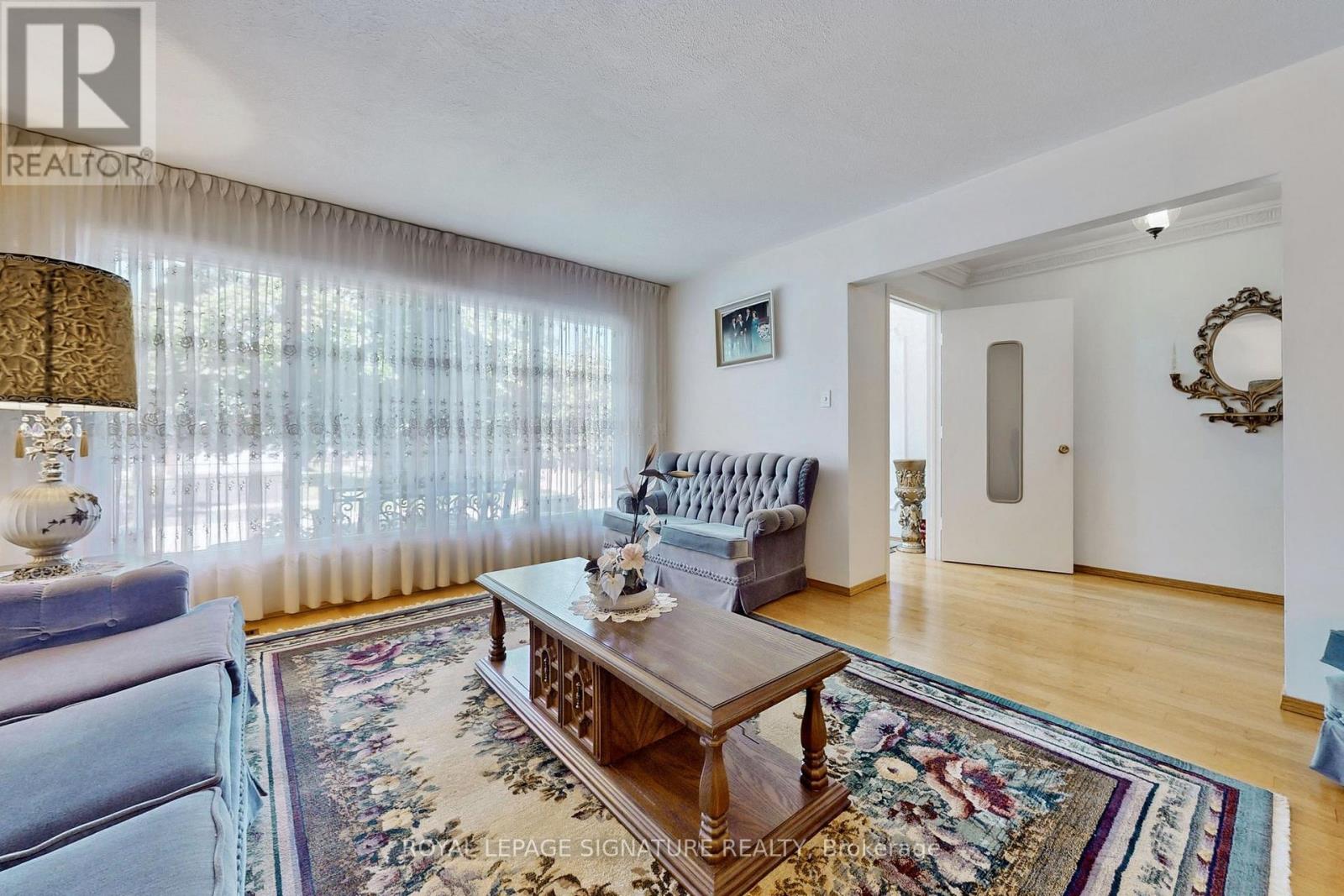6 Kelvinway Drive, Toronto, Ontario  M1W 1N4 - Photo 12 - E13229094