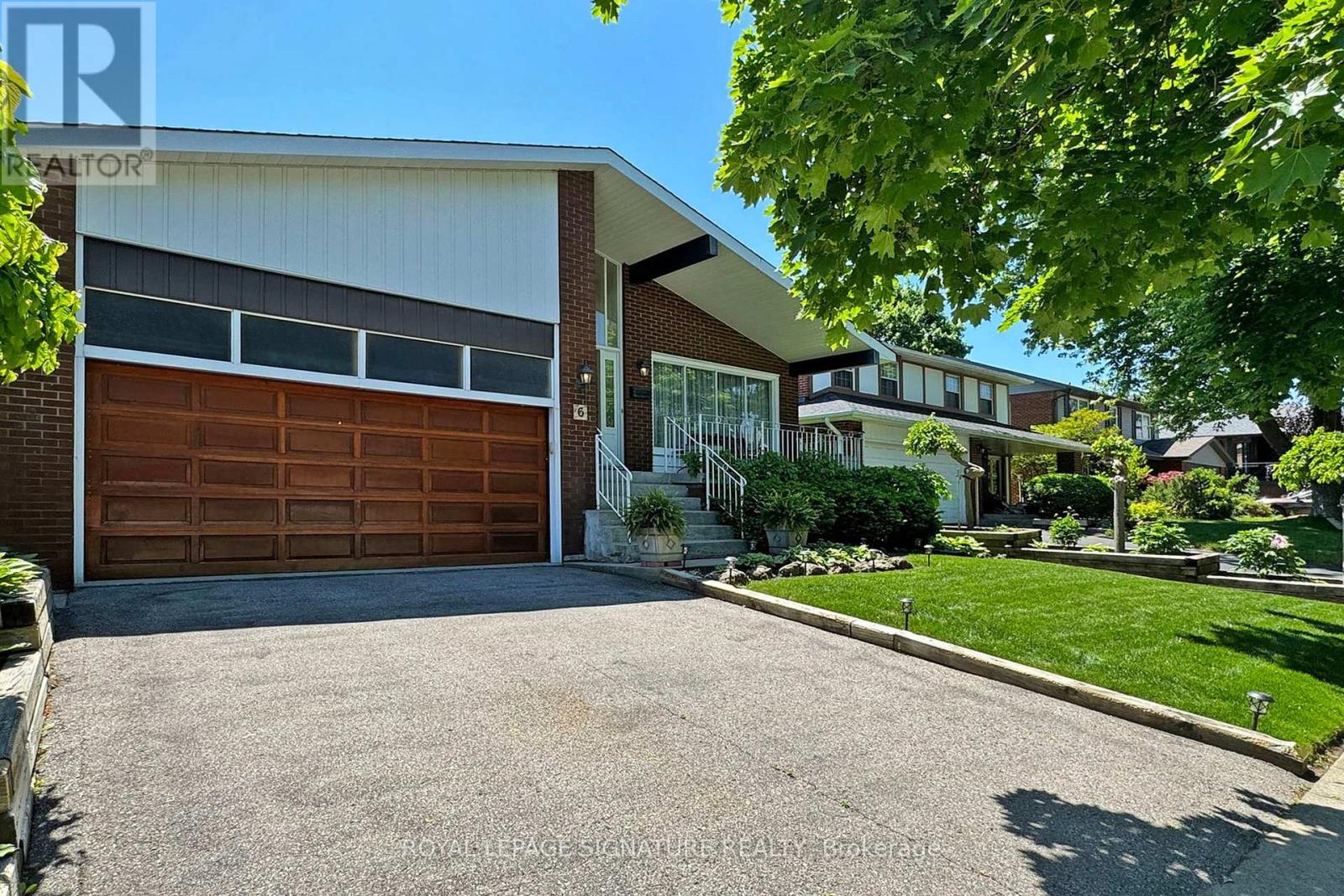 6 Kelvinway Drive, Toronto, Ontario  M1W 1N4 - Photo 2 - E13229094