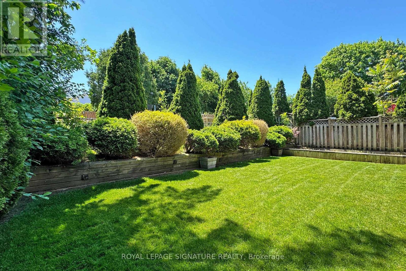 6 Kelvinway Drive, Toronto, Ontario  M1W 1N4 - Photo 48 - E13229094