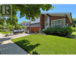 6 KELVINWAY DRIVE, Toronto, Ontario