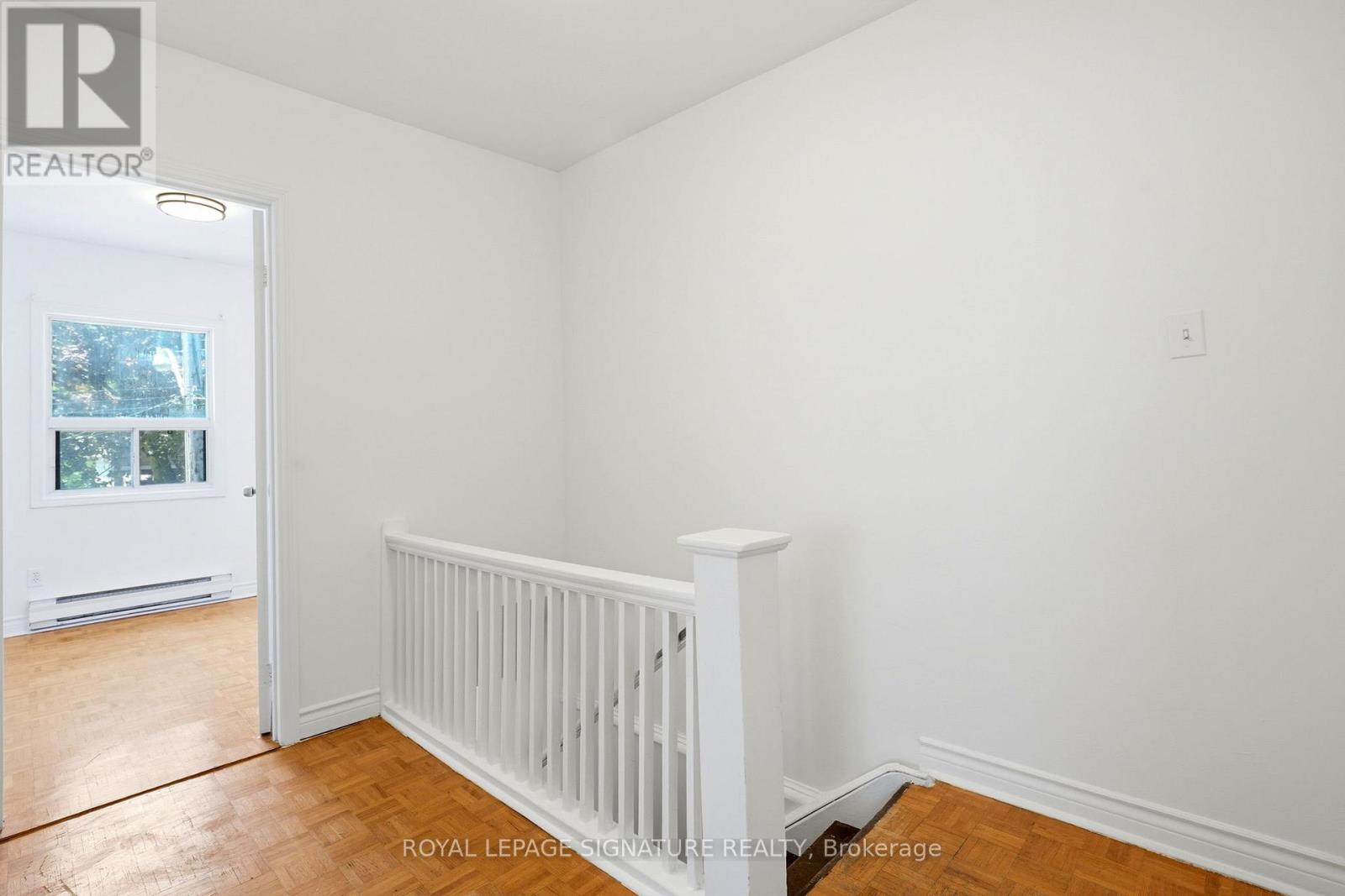 227 Woodfield Road, Toronto, Ontario  M4L 2W8 - Photo 15 - E13229230