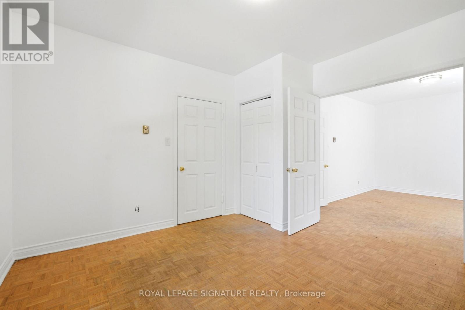 227 Woodfield Road, Toronto, Ontario  M4L 2W8 - Photo 7 - E13229230