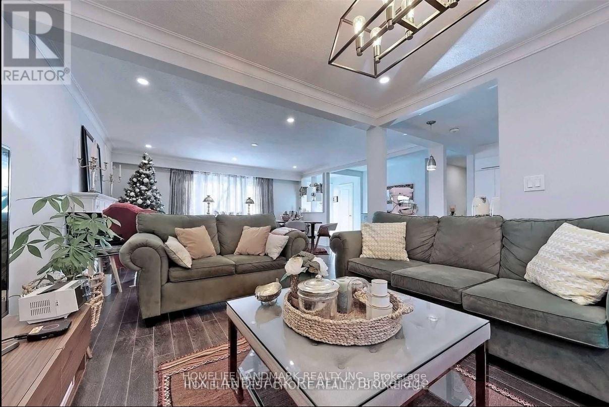 Main - 32 Kirk Drive, Markham, Ontario  L3T 3L1 - Photo 5 - N13229150