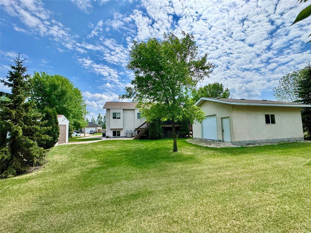442 Croteau Street, St Pierre-Jolys, Manitoba  R0A 1V0 - Photo 5 - 202608248